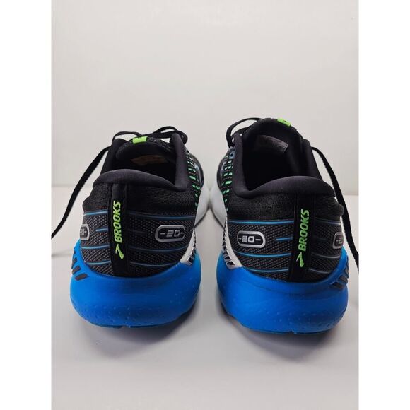 Brooks Men 12 Comfy footwear main image 6